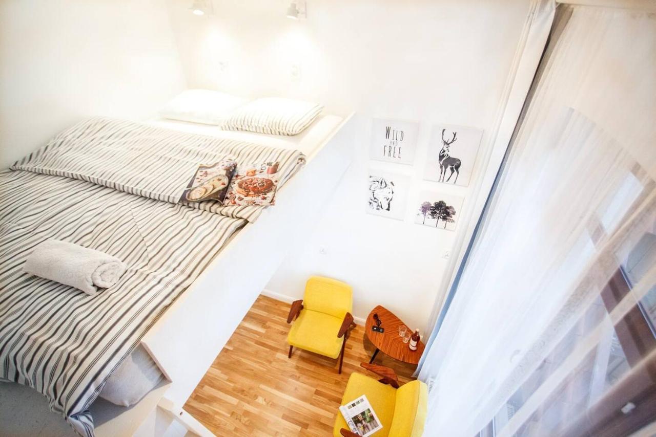 Leilighet The Tiny Space 6m2 With Private Bathroom In The Hallway